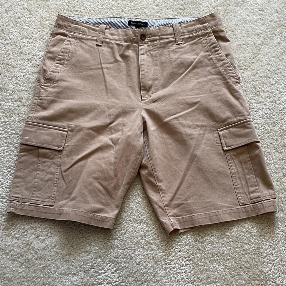 Banana Republic Men’s Tan Cargo Shorts